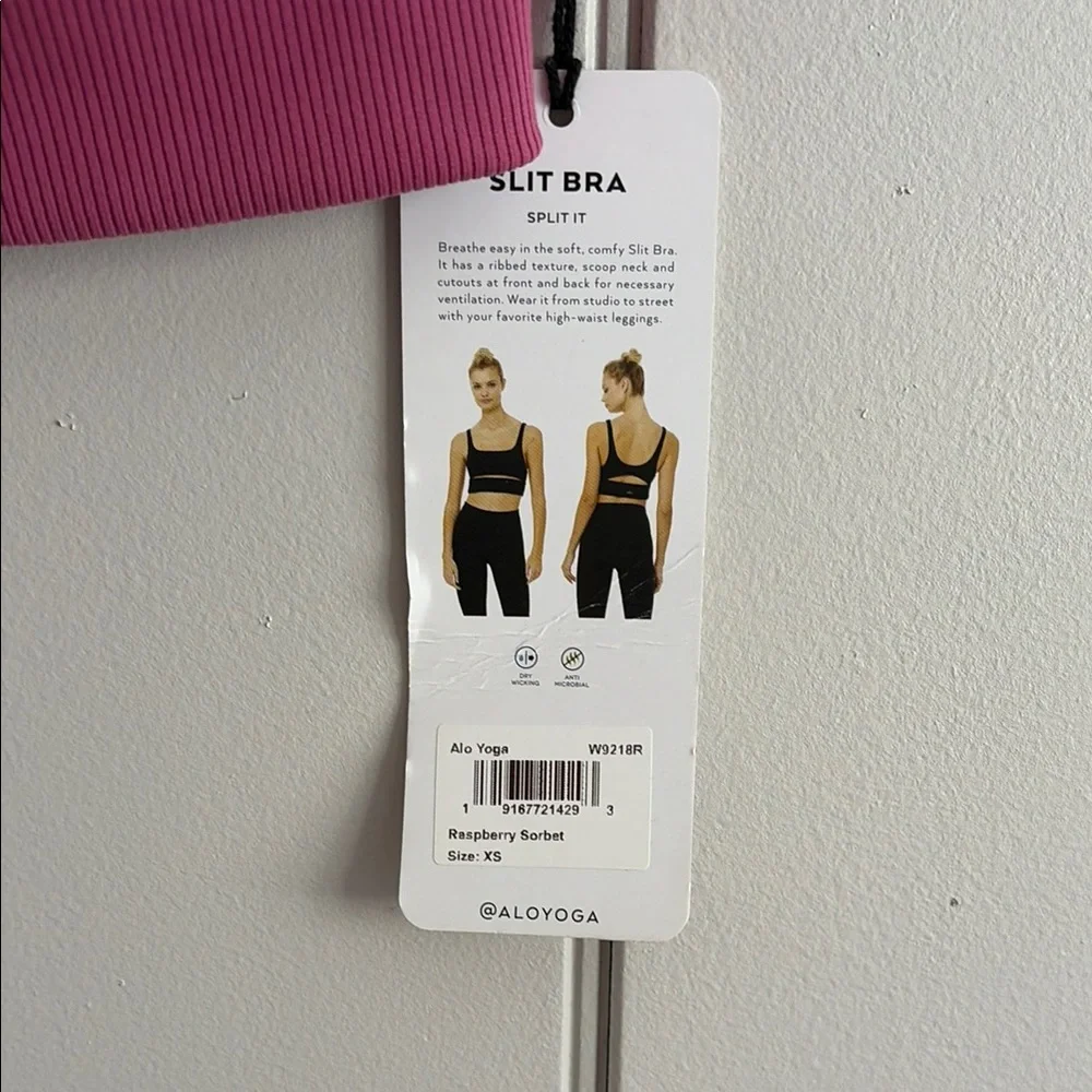 Alo sports bra in raspberry sorbet